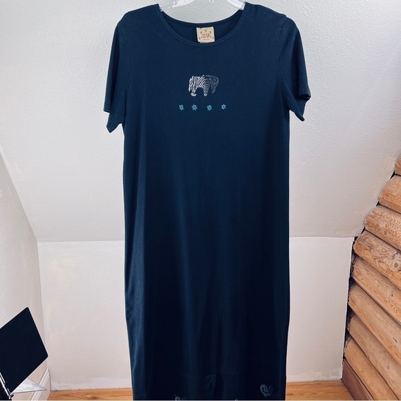 BLUE CACTUS Black Maxi Dress & Button front Vest w/two pockets. Size Large - Picture 4 of 8